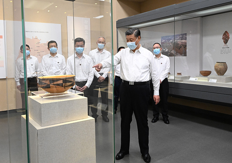 5��16�����磬�й���������ǡ�������ϯ�������ί��ϯϰ��ƽ��ǰ���������������й������Ƿ��;�У���ɽ���˳ǲ���ݿ��졣